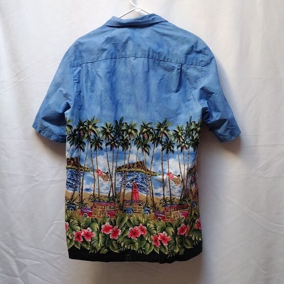 Royal Creations Hawaiian shirt - Picture 4 of 5